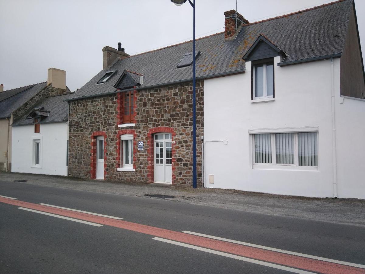 Bed and Breakfast Les Greniers De Blanche Le Vivier-sur-Mer Exterior foto