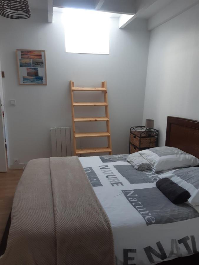Bed and Breakfast Les Greniers De Blanche Le Vivier-sur-Mer Exterior foto
